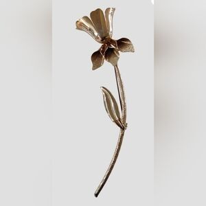 Elegant Gold Long Stem Rose Brooch